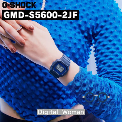 G-SHOCK GMD-S5600-2JF 着用イメージ ブルーニットとのコーディネート