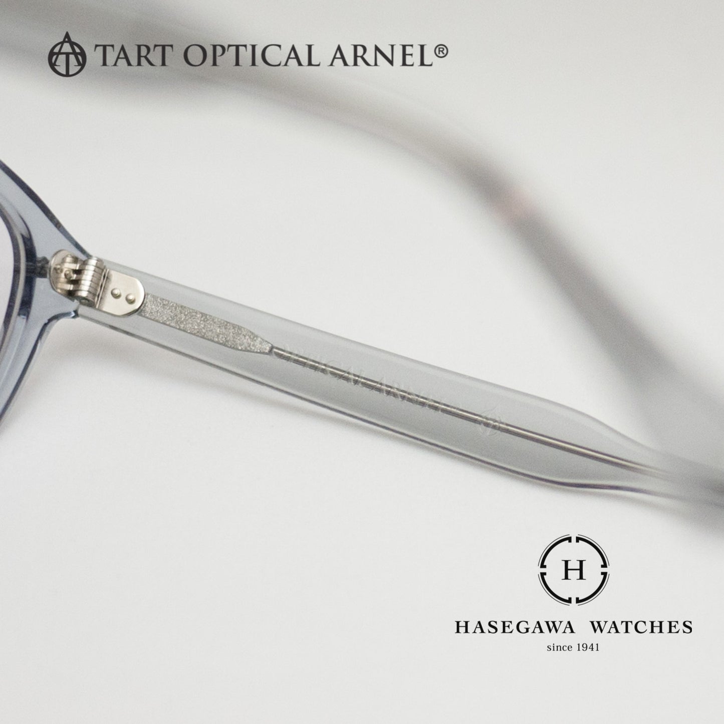 透けるテンプルの中に見える芯と高品質の7枚蝶番採用のヒンジ