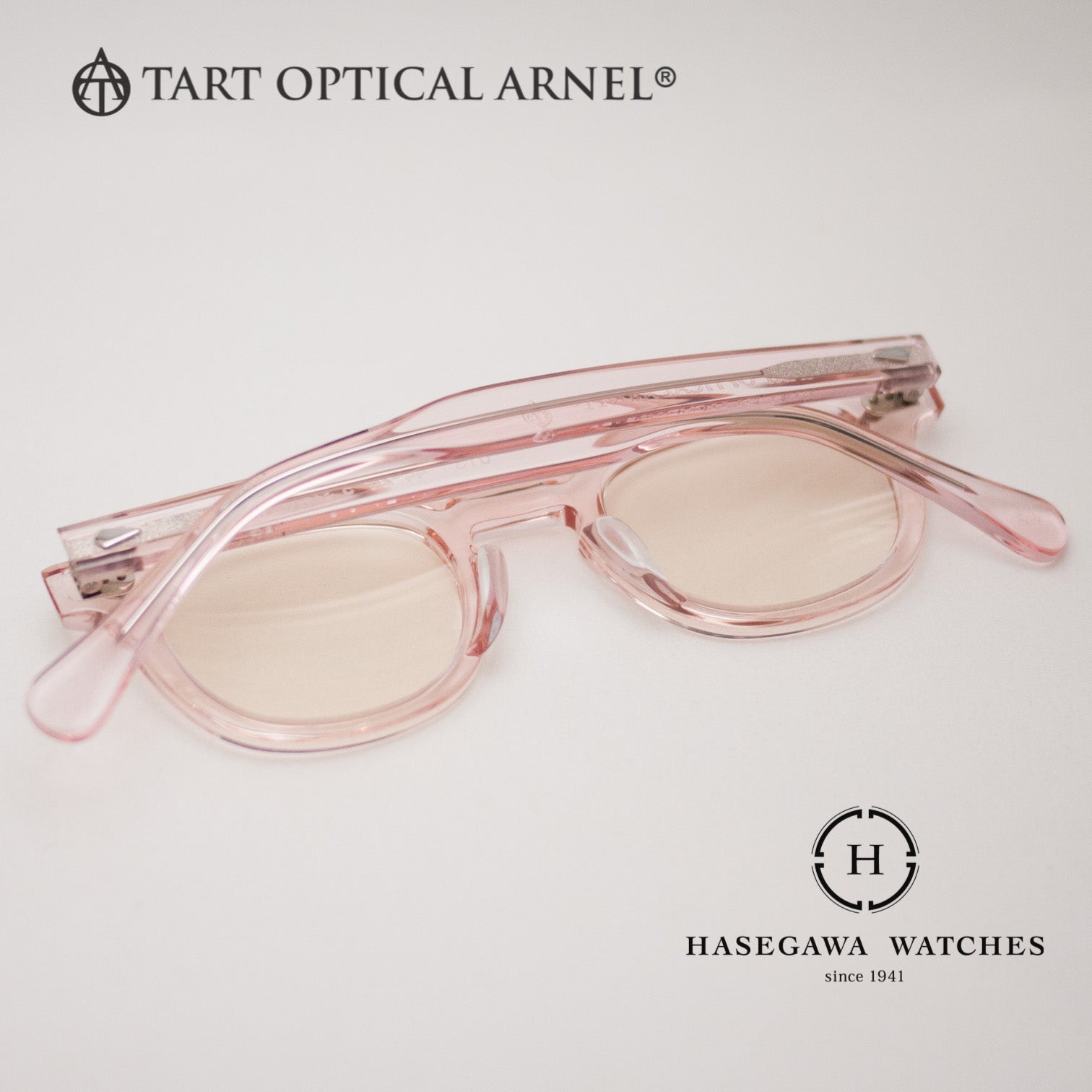 エッジの効いた綺麗な合口とダイヤモンド型の鋲が特徴的な鯖江産メガネ