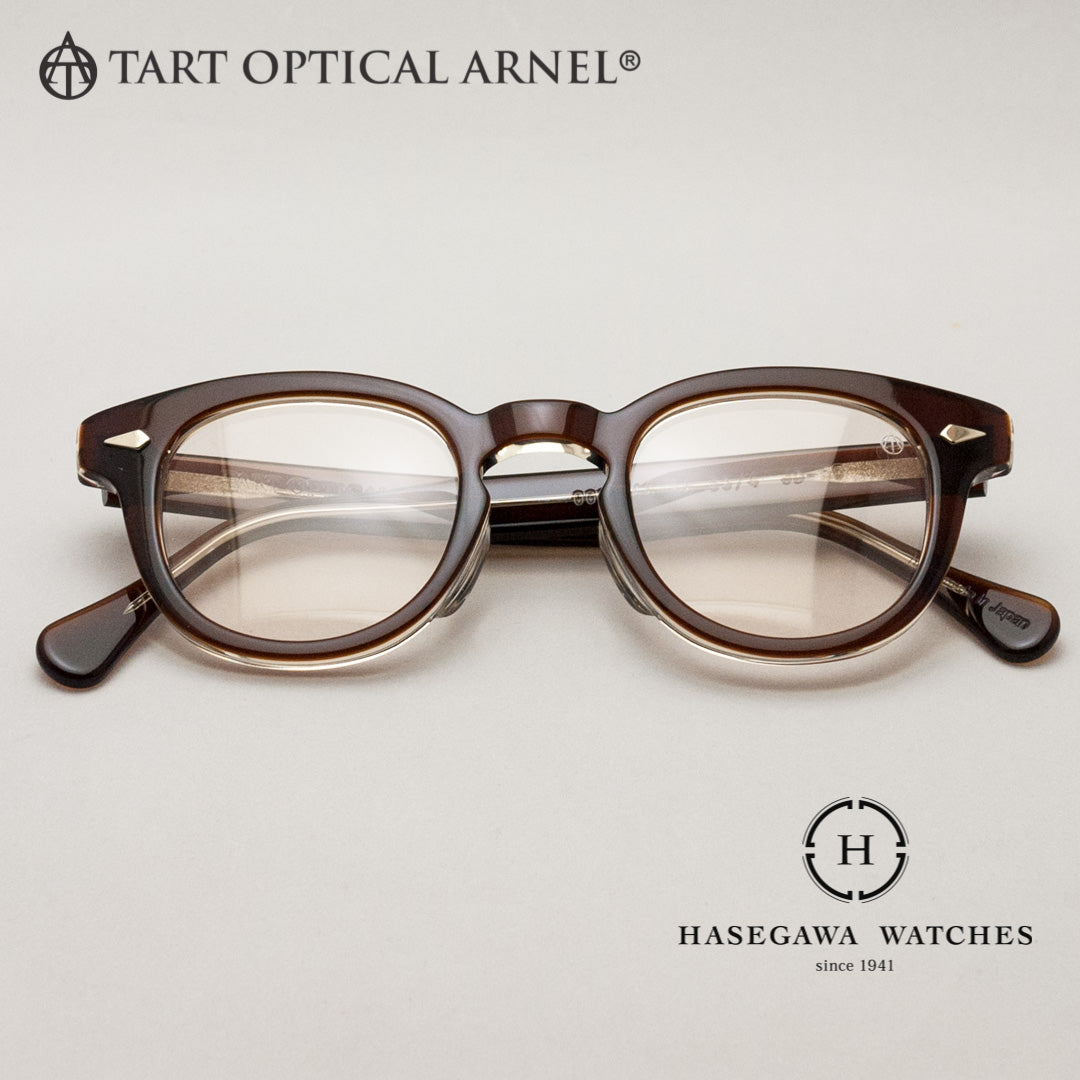 タートオプティカルアーネルJD-55ブラウンクリアの正面アングルから撮影