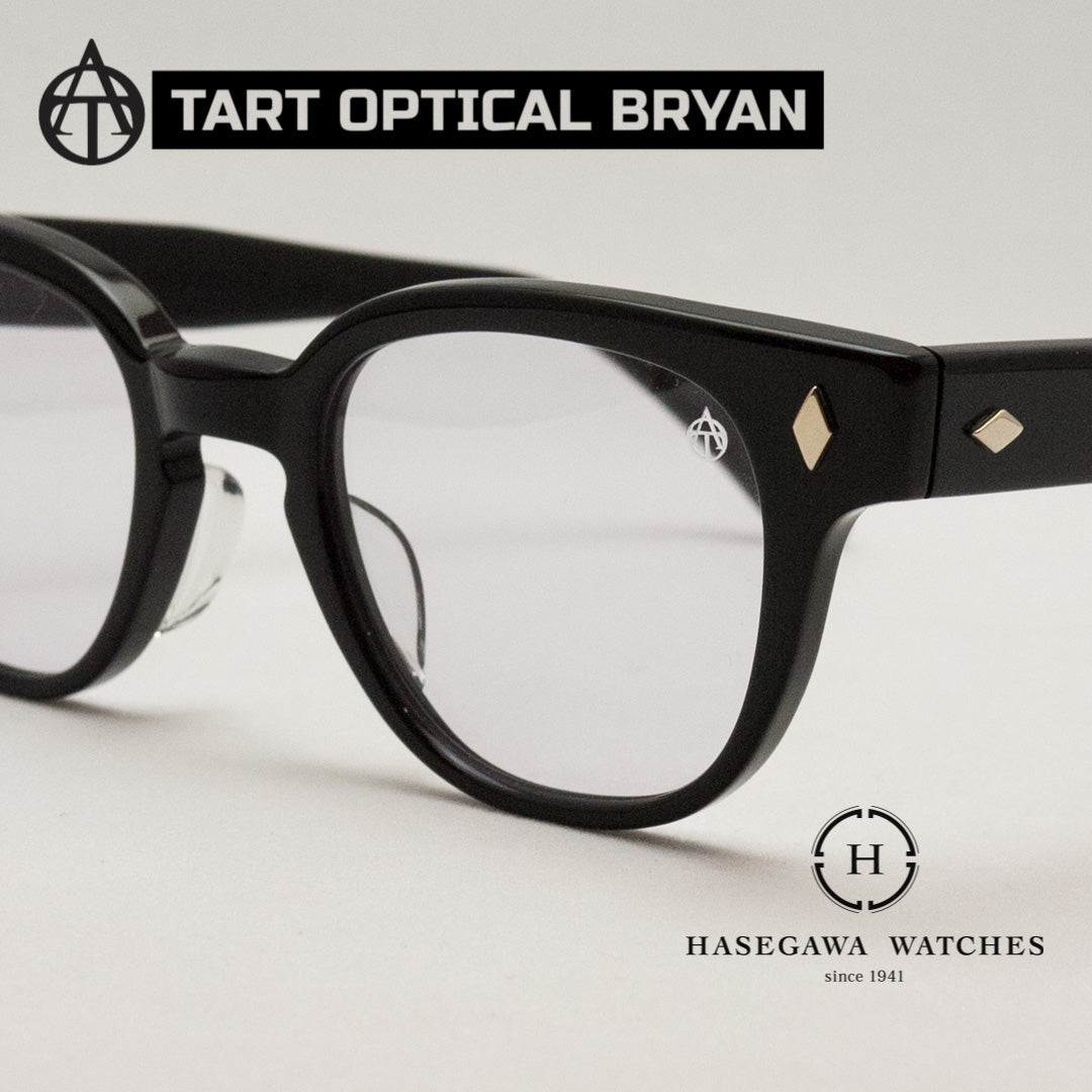 ブライアンにもダイヤ型のスタッズが採用。デモレンズにタートオプティカルアーネルのロゴマーク